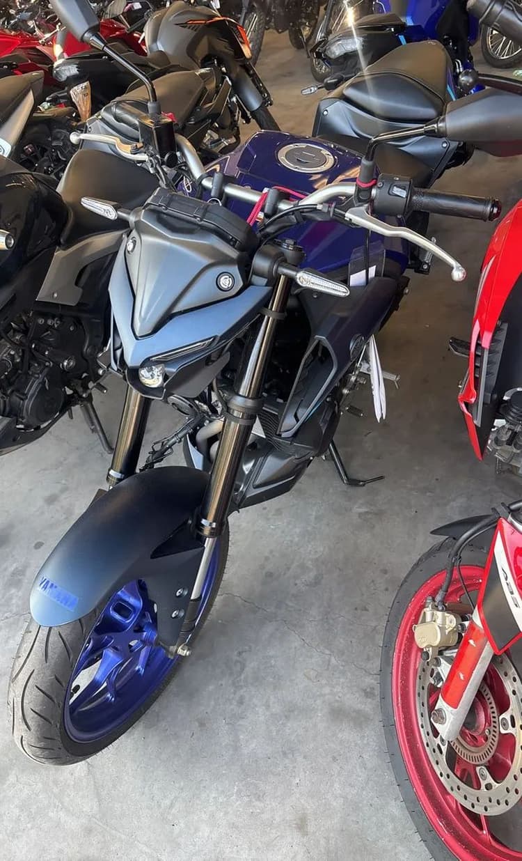 Yamaha MT-03 300 cc 