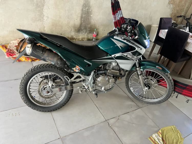 Falcon  top 