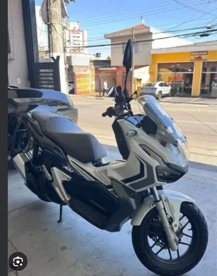 Honda ADV 150 