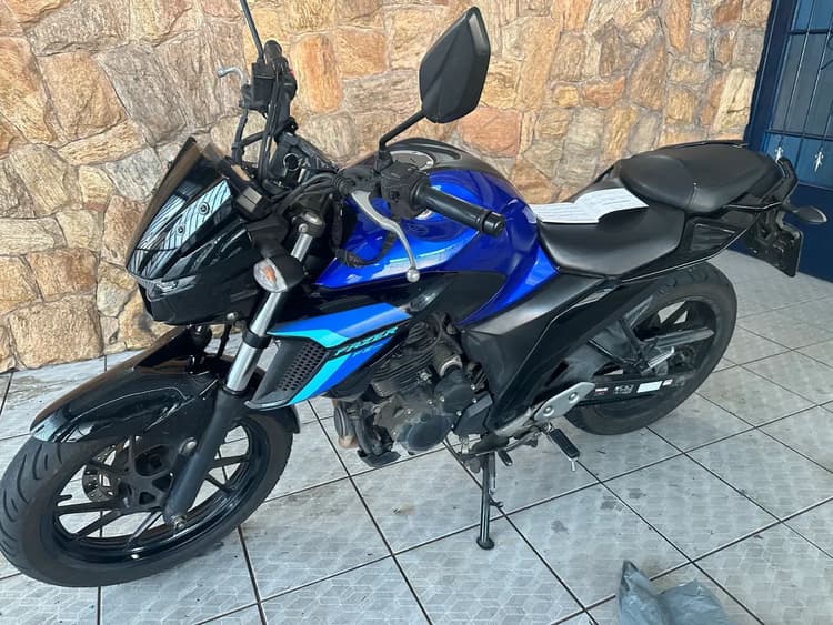 Fz25 flex 