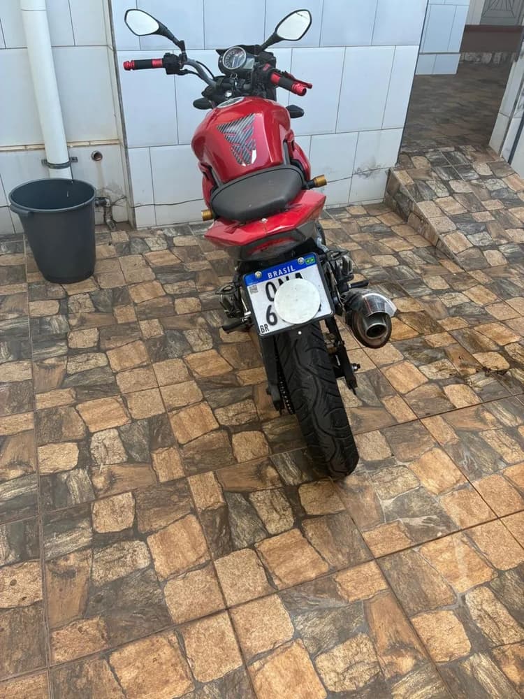 Vende se  Dafra nextz 250
