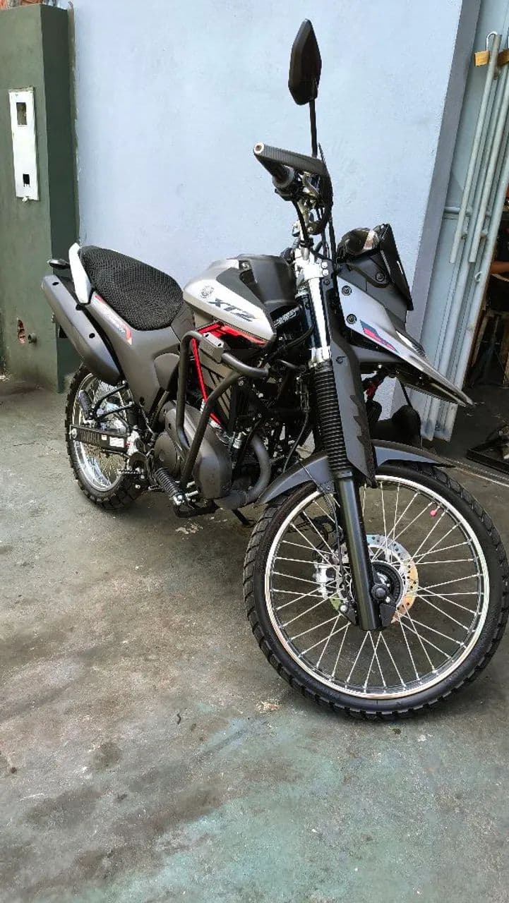 Yamaha XTZ Lander 