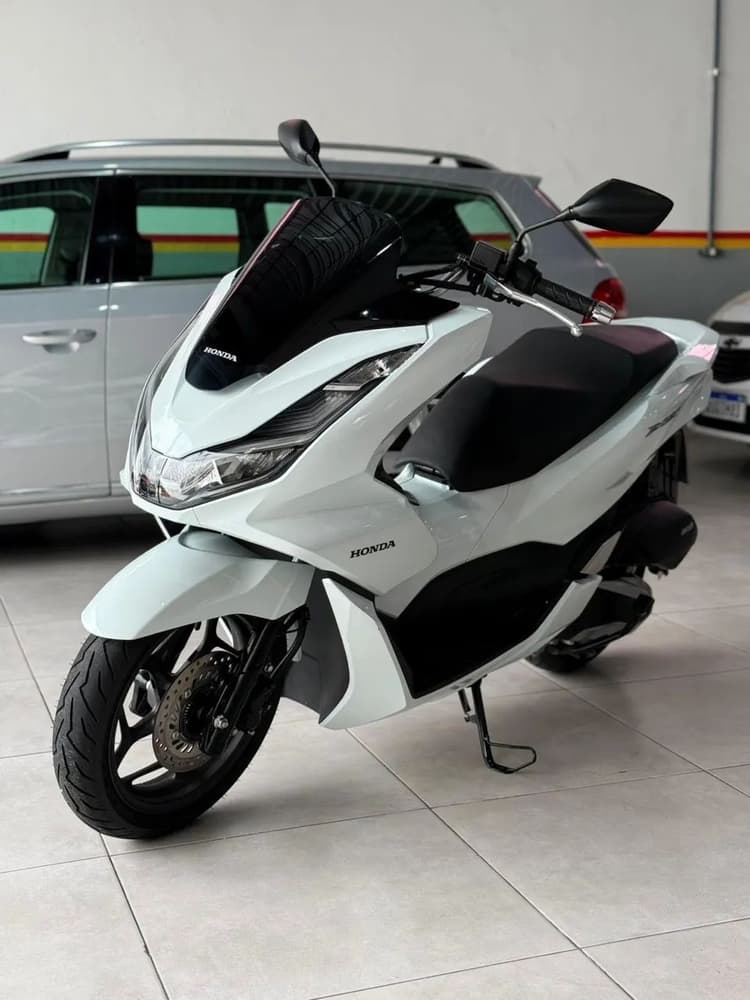 PCX 2024 IMPECÁVEL 