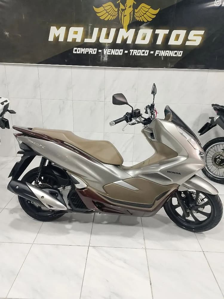 PCX DLX 2022 c/ABS Extra de verdade!