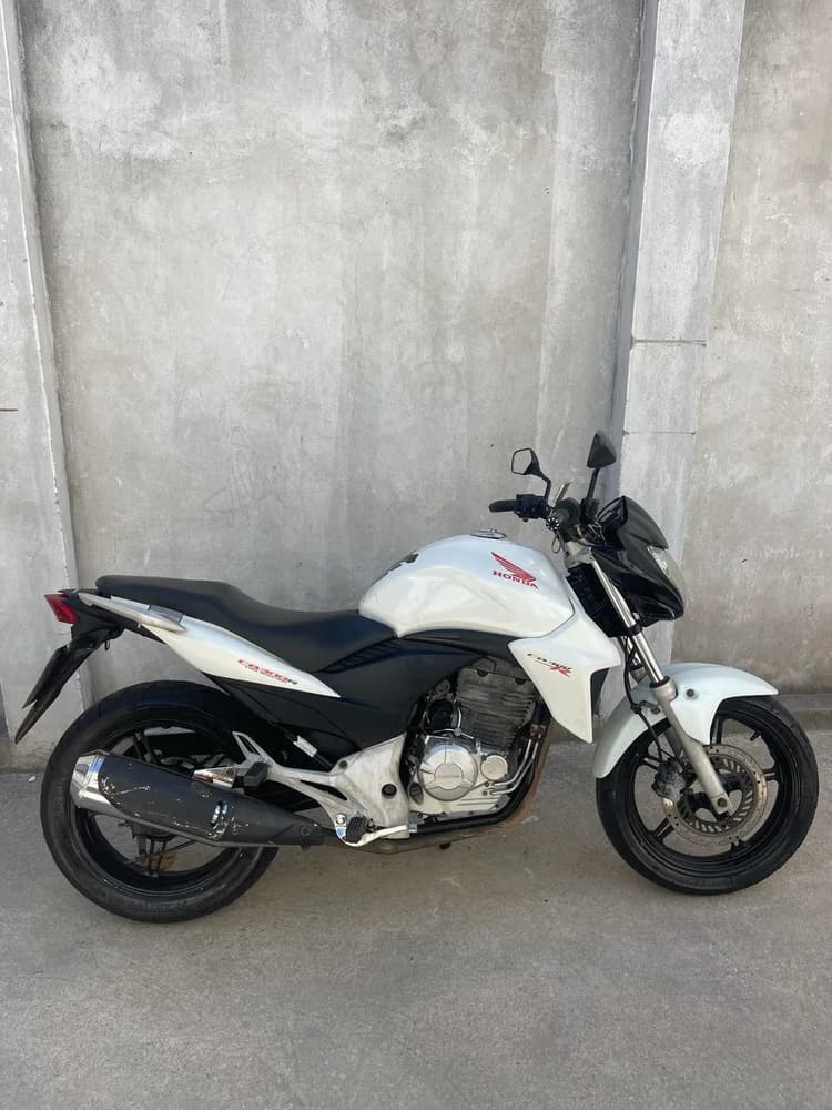 CB 300r 