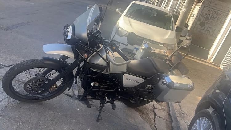 Himalayan 411 - super conservada