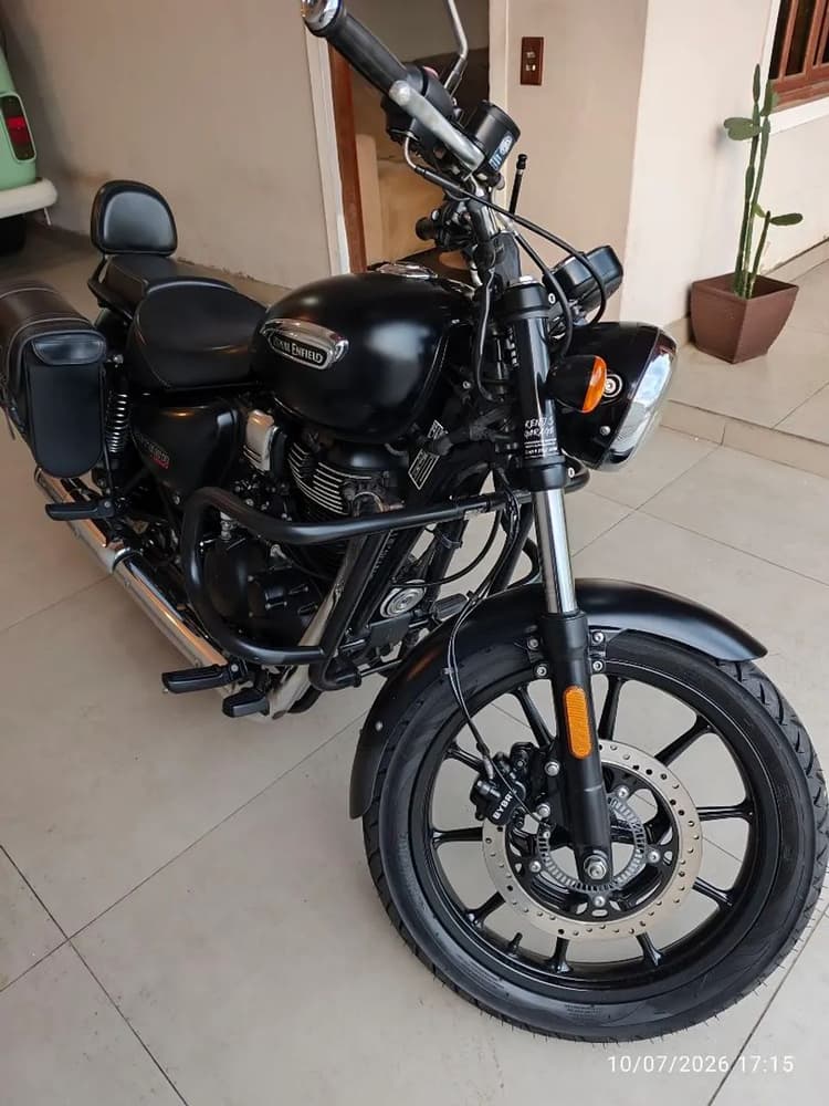 Royal Enfield Semi Nova 