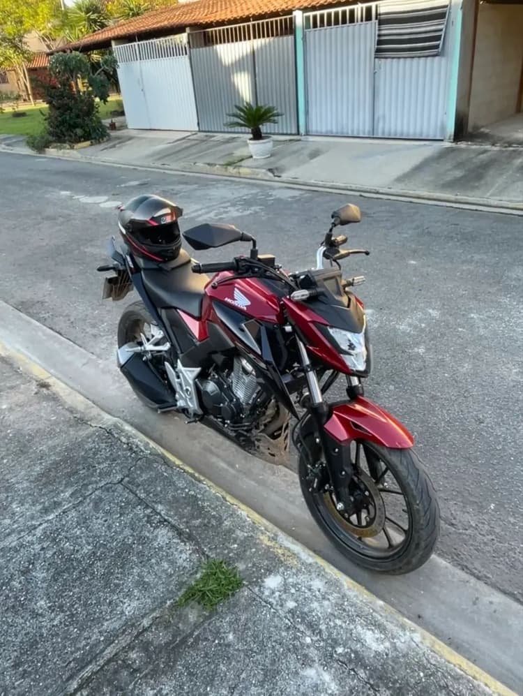 VENDO CB300f 