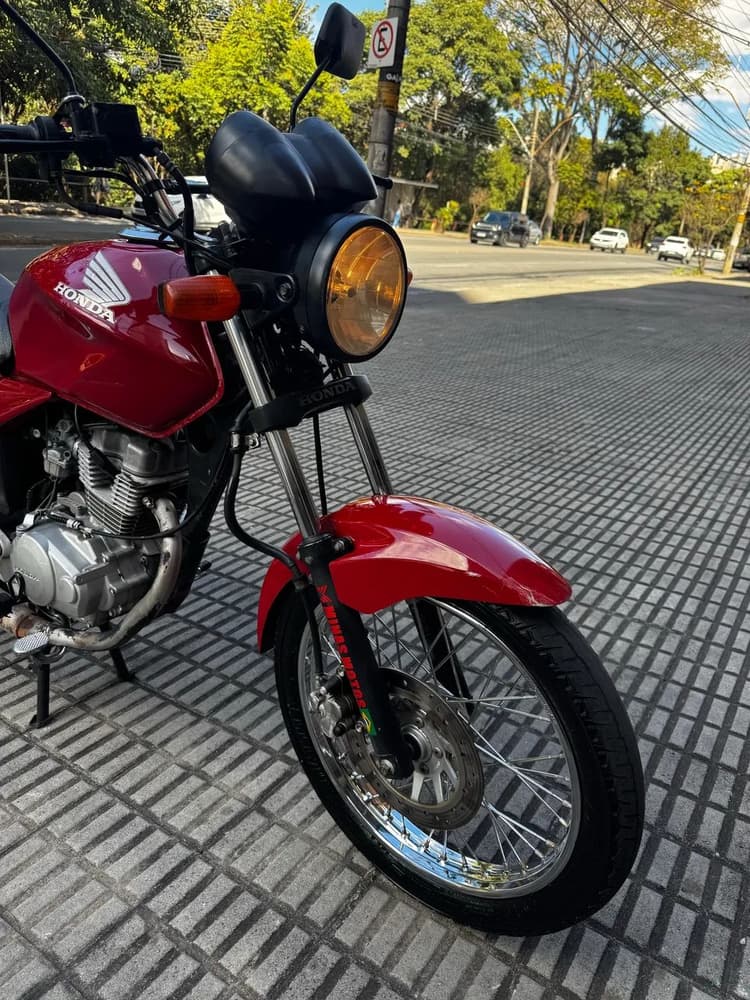 Titan 150 completa 