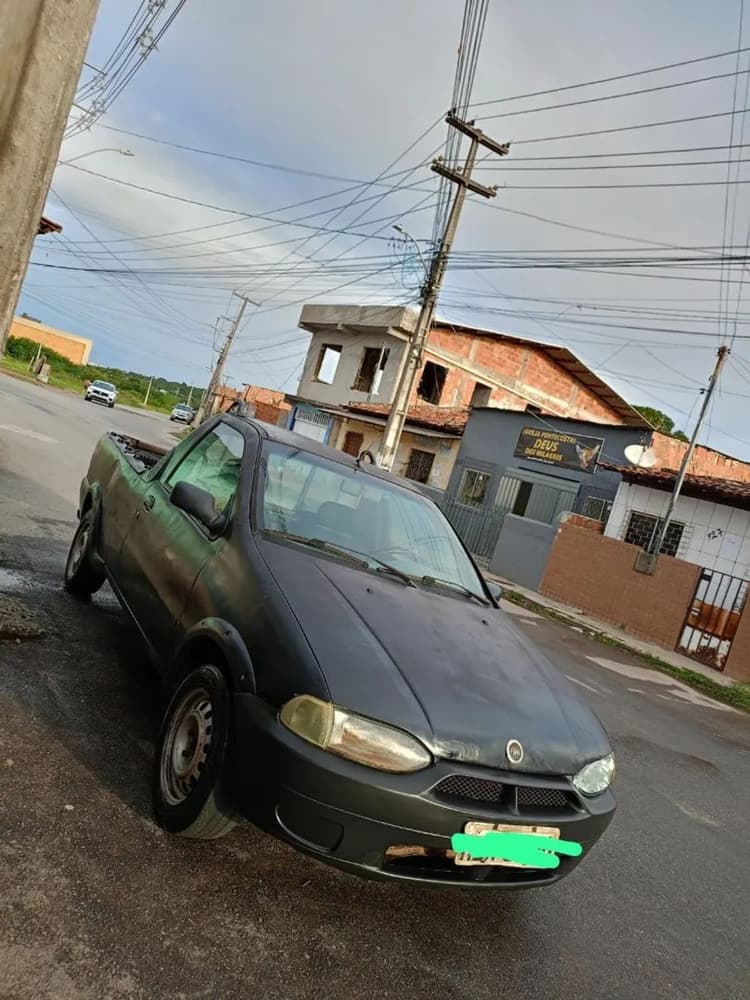 Fiat Strada Working 1.5 MPI 8V CE 2001
