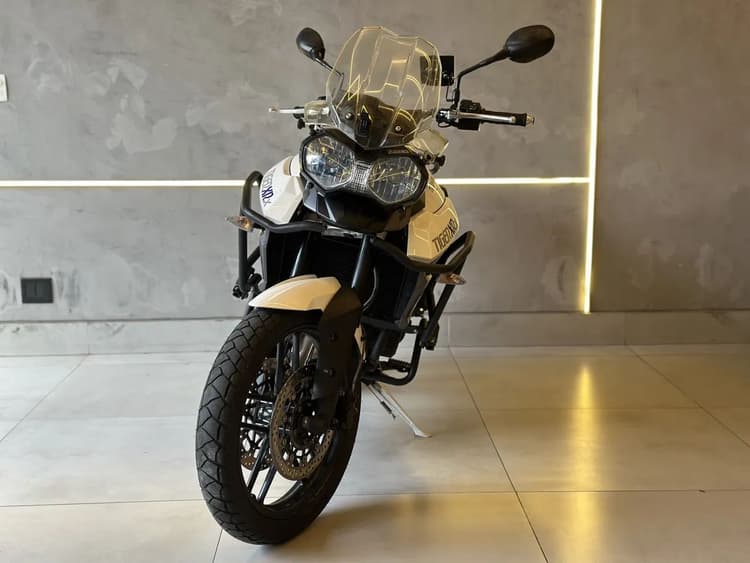 Triumph Tiger 800 xrx 2016