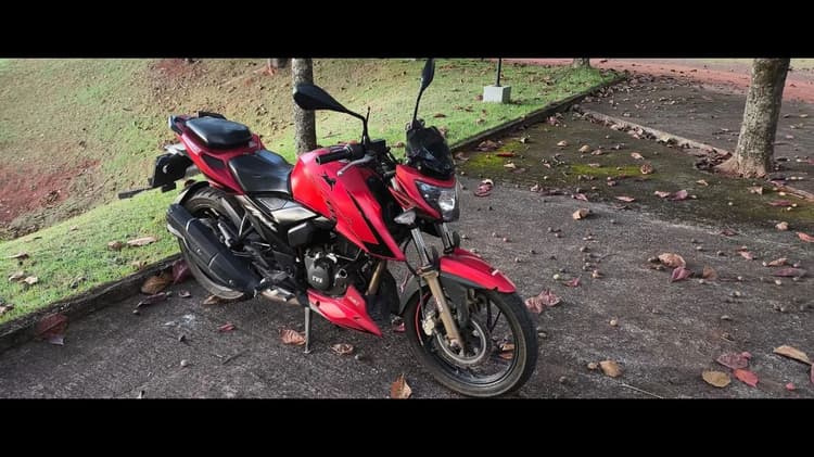 Apache 200 2020 baixo km, pronta pra rodar ! 