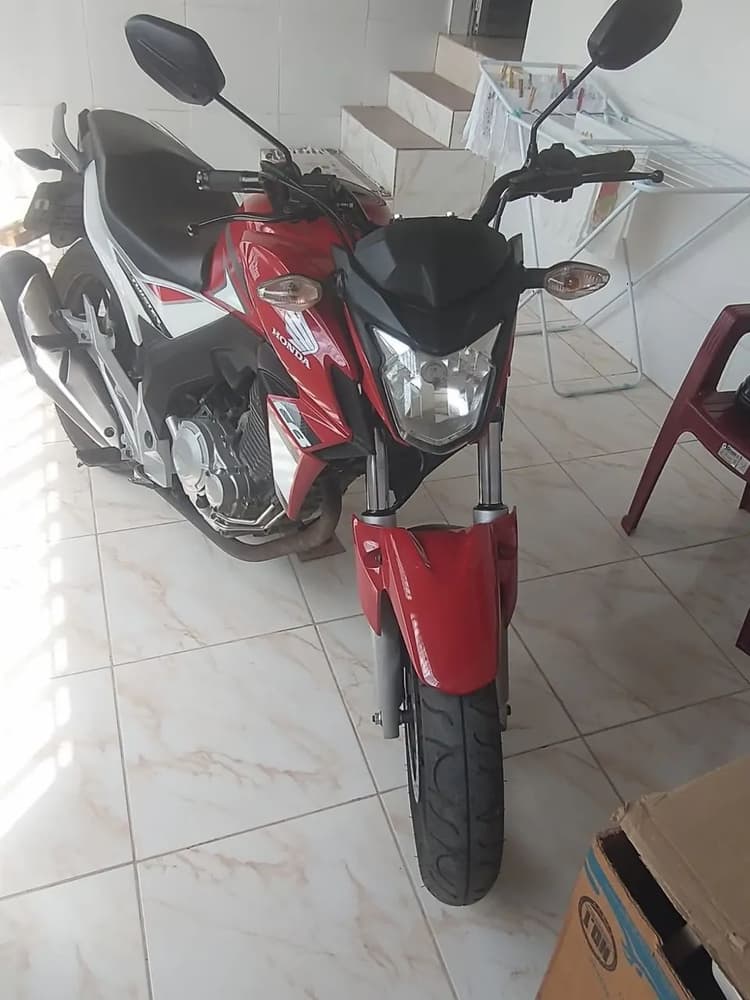 Moto Honda CB 250