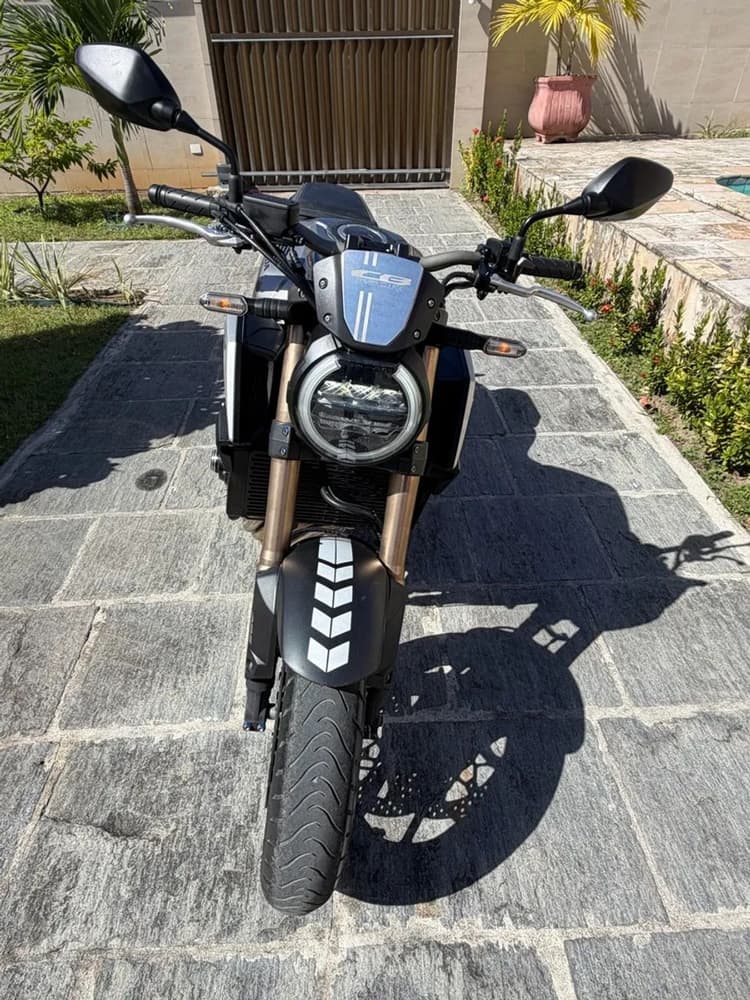 CB 650R 2021