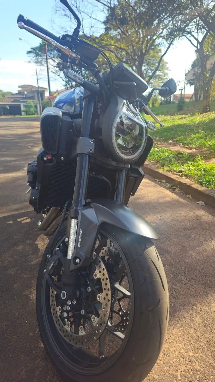 CB 650R ZERADA