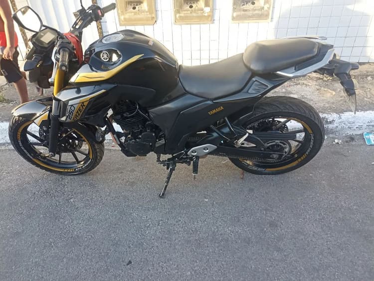 Moto muito conservada 