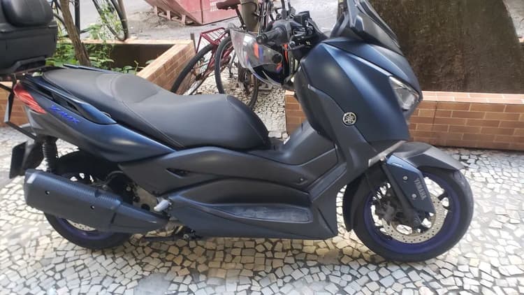 Yamaha xmax 250