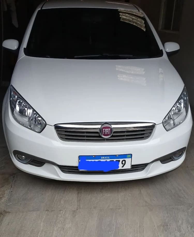 Fiat Grand Siena Essence 1.6 Flex 16V 2016