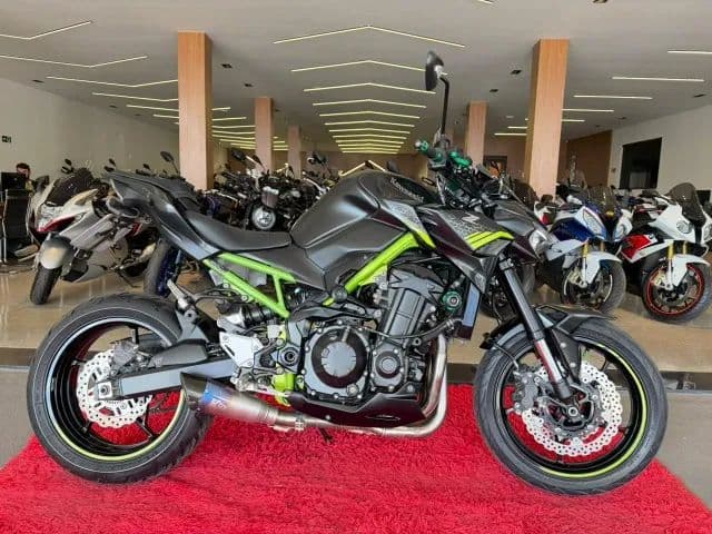 KAWASAKI Z 900