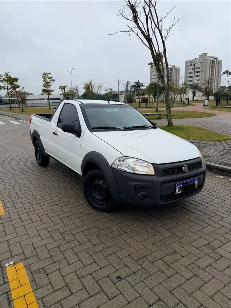 Fiat Strada Working Celeb.1.4 Fire Flex 8V CS 2016