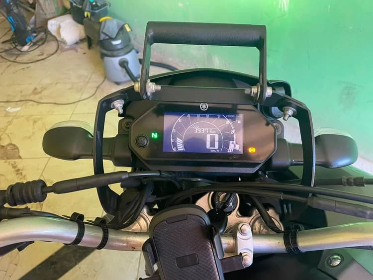 Vendo moto semi nova 