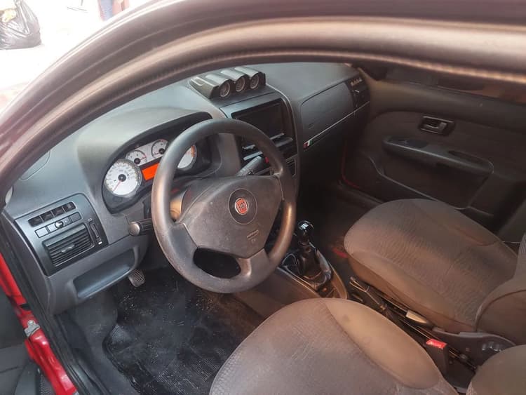 Fiat Palio Week. Adv. Dualogic 1.8 Flex 2012