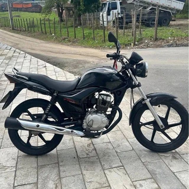 Vendo no boleto  fan 150-79998926256