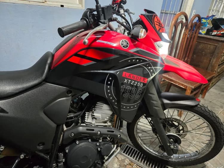 Lander 250 