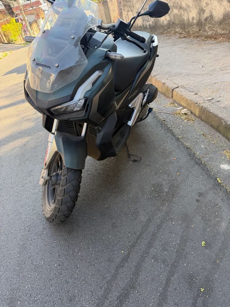 Honda ADV 150 COM ABS única dona zero 