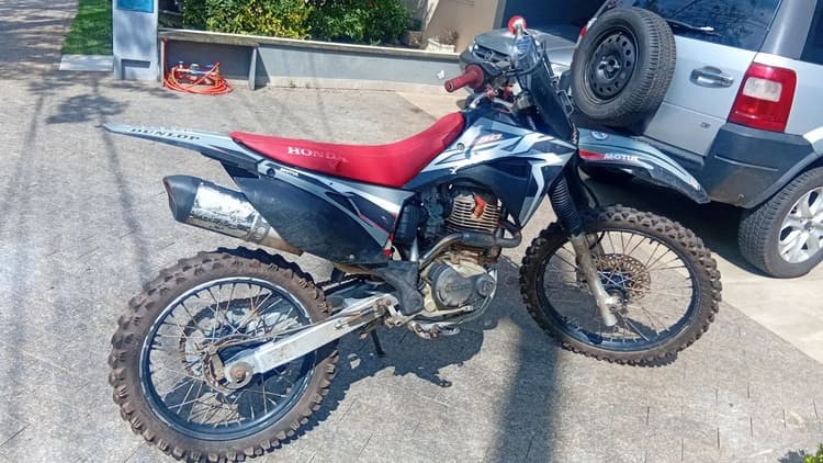 Crf 230f + kit + farol