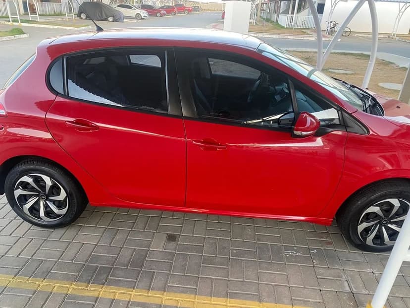 Peugeot 208 Active/active Pack 1.5 Flex 8V 5P 2014