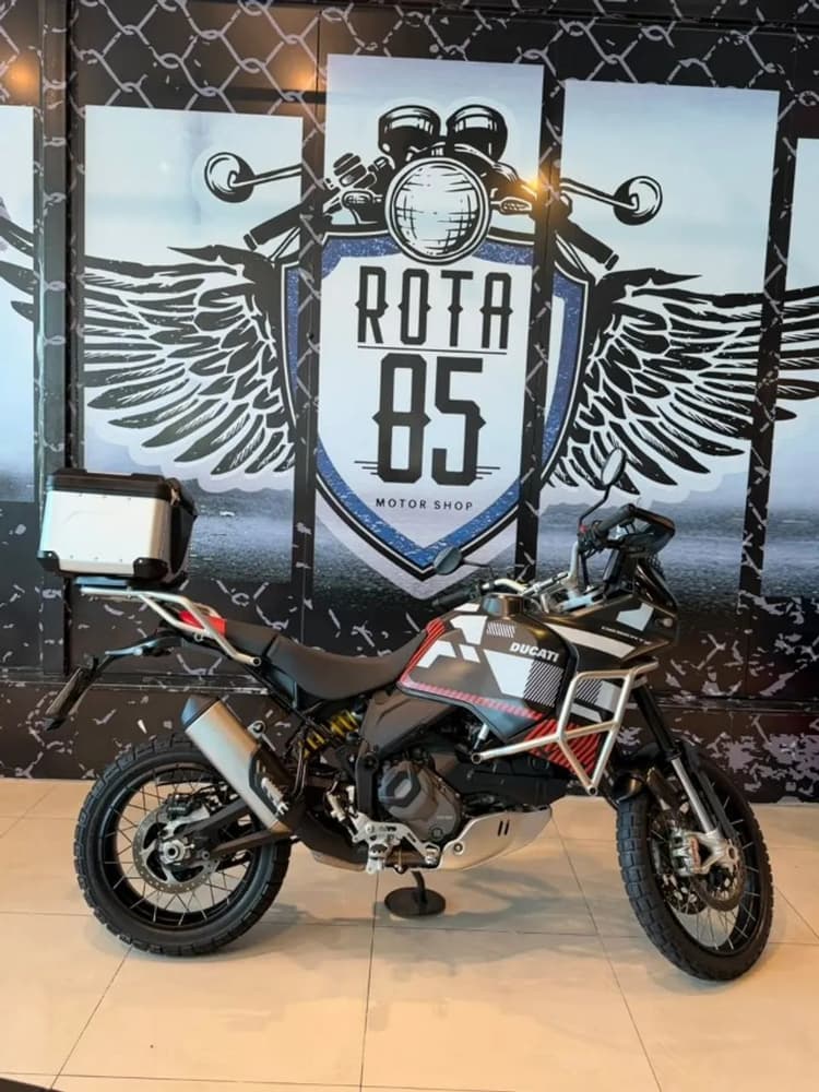 DUCATI DESERT X