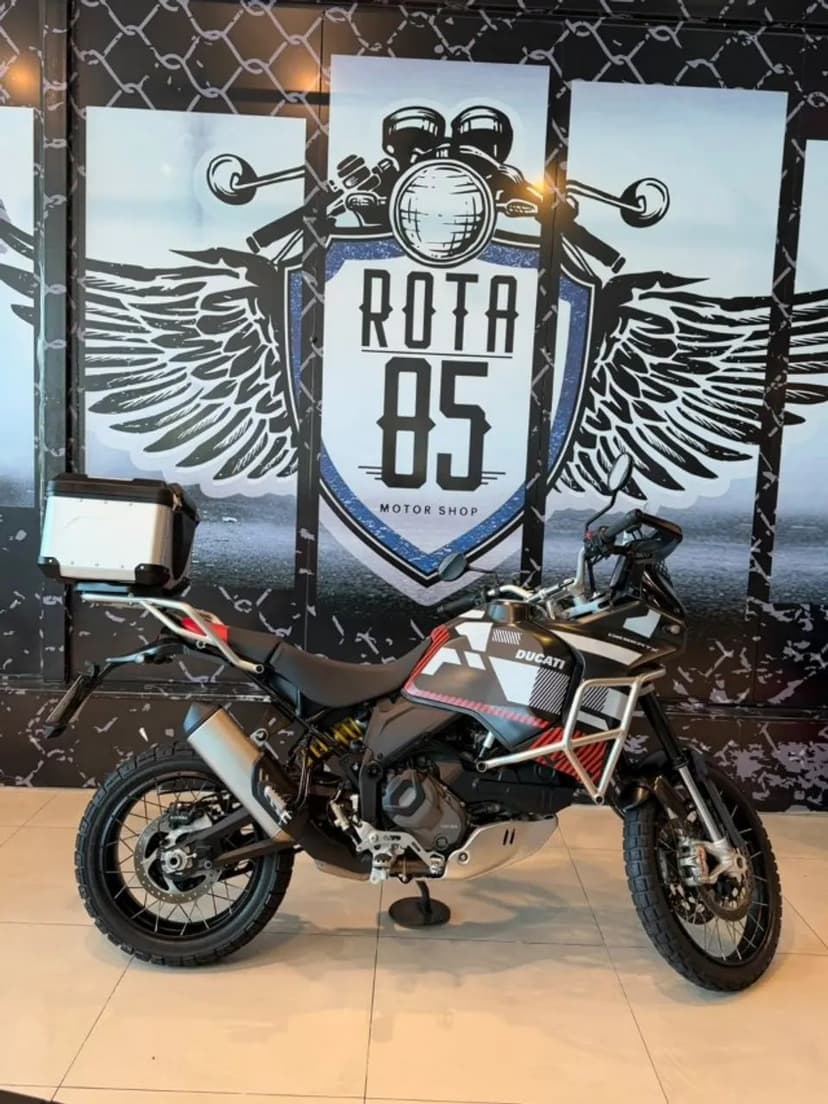 DUCATI DESERT X