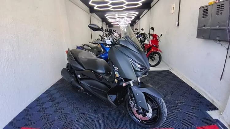 XMAX 250 2021