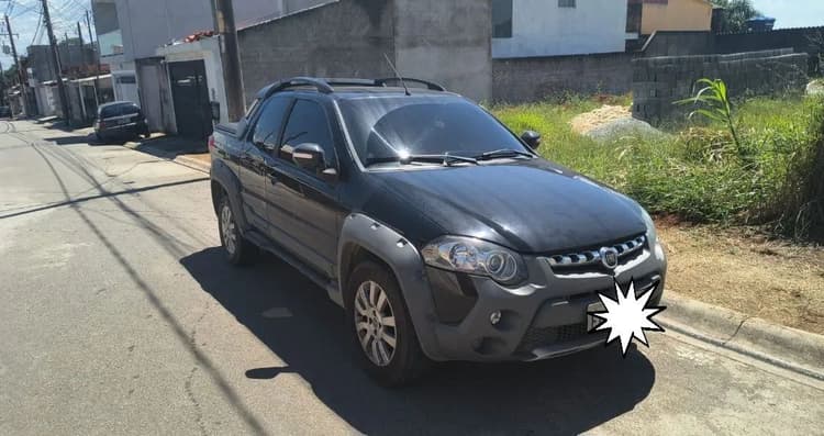 Fiat Strada Adventure1.8/ 1.8 Locker Flex CD 2015