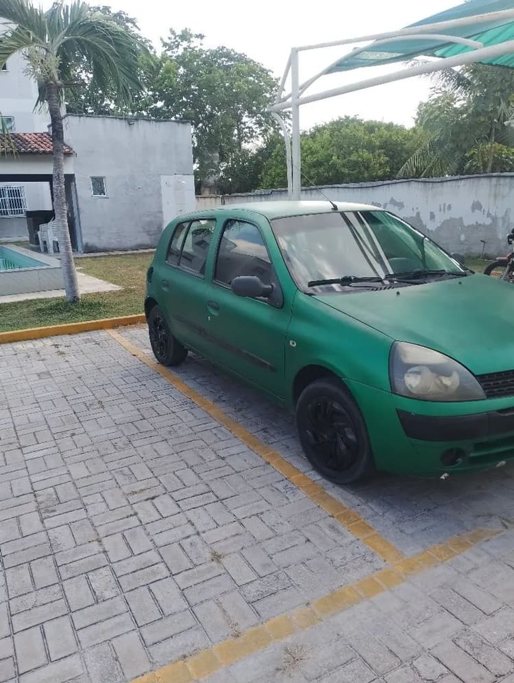 Renault Clio Authentique 1.0 8V 3P 2004