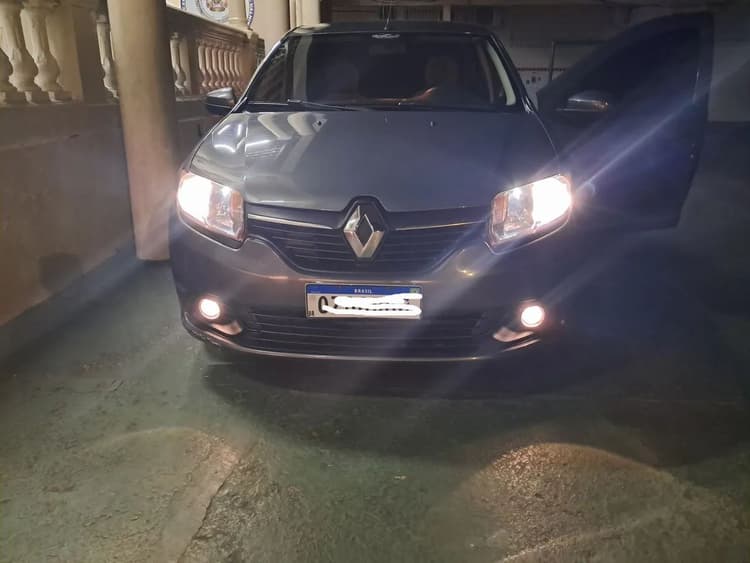 Renault Logan Expression Hi-flex 1.6 8V 4P 2014