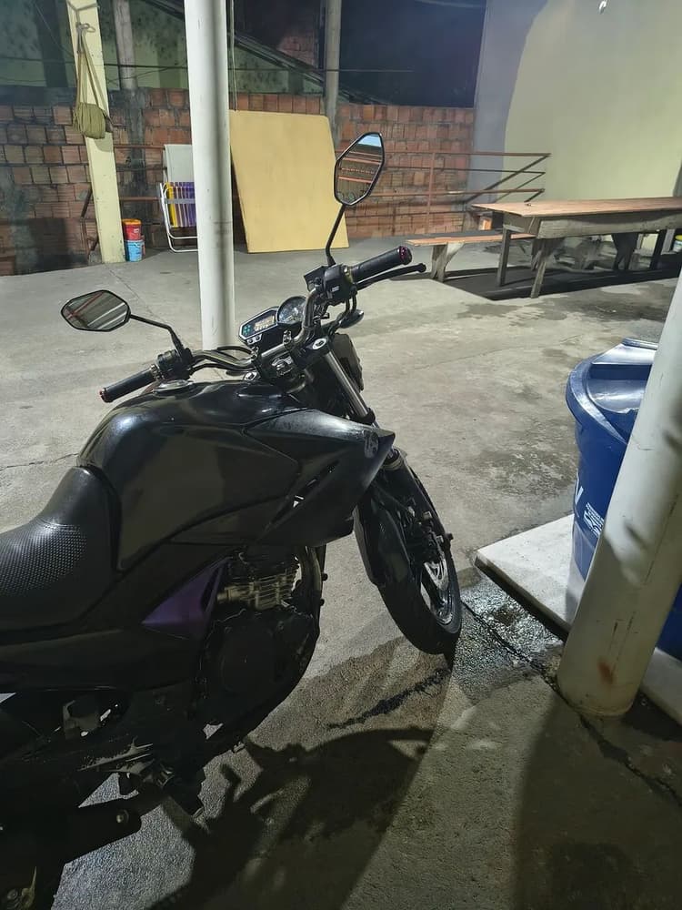 Fazer 250 2011 só pegar e andar 