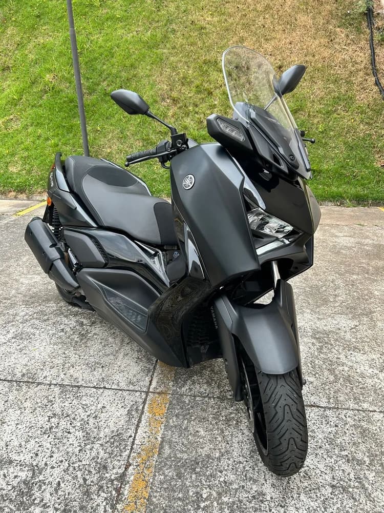 Xmax 2025 com 6 mil km