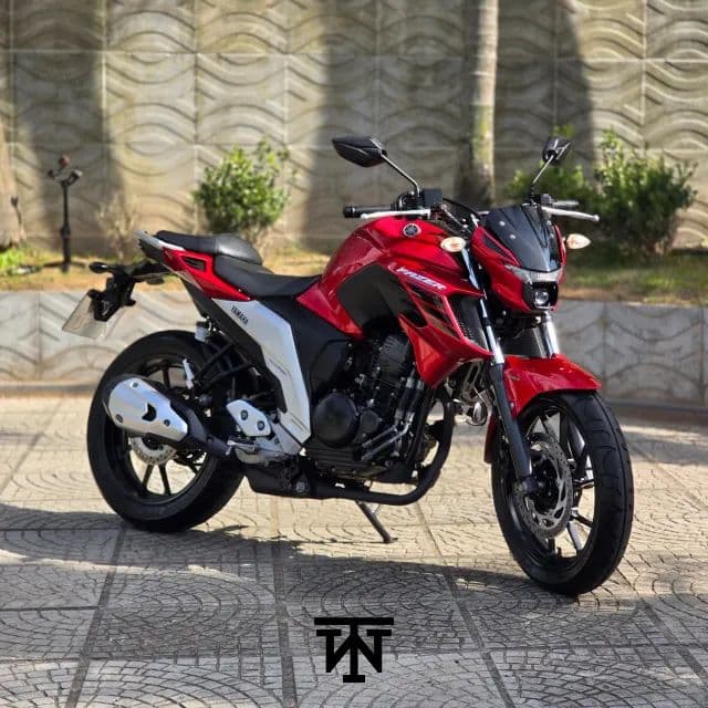 FZ25