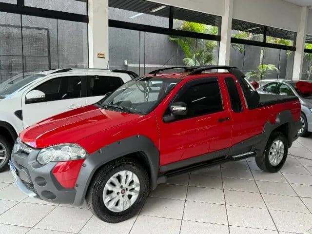 Fiat Strada Adventure 1.8/ 1.8 Locker Flex CE 2013