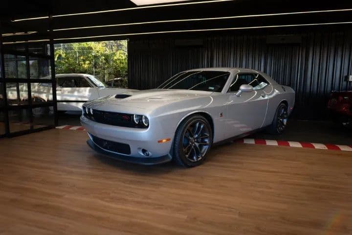 Dodge Challenger RT 2023