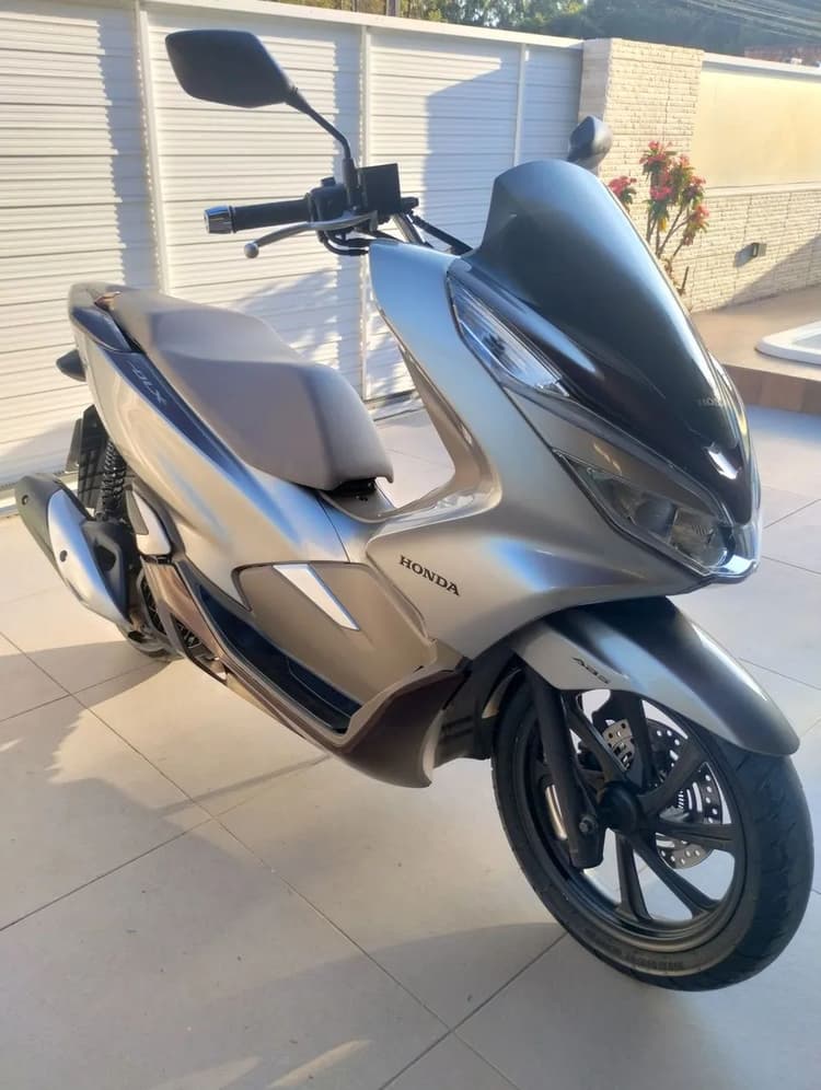 PCX DLX 150 - 2022 