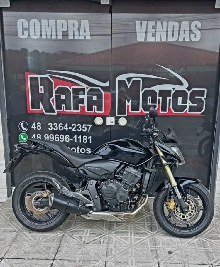 Hornet 2011 Impecável