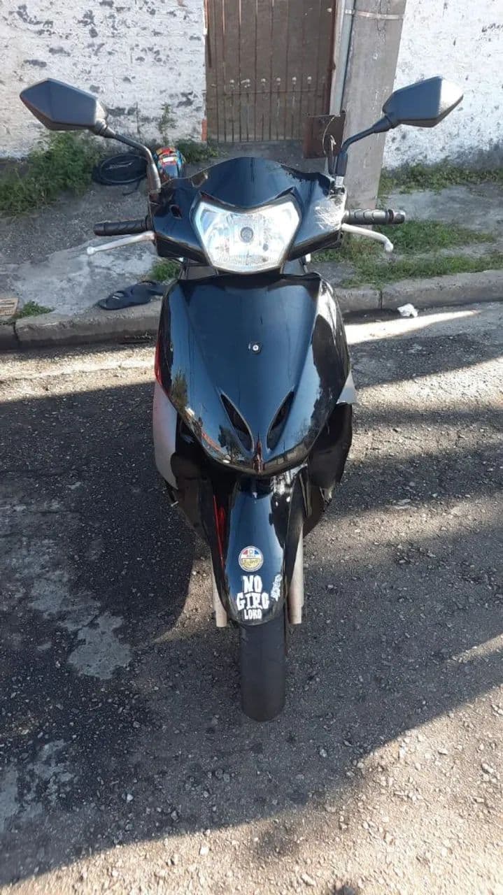 HONDA LEAD 2011