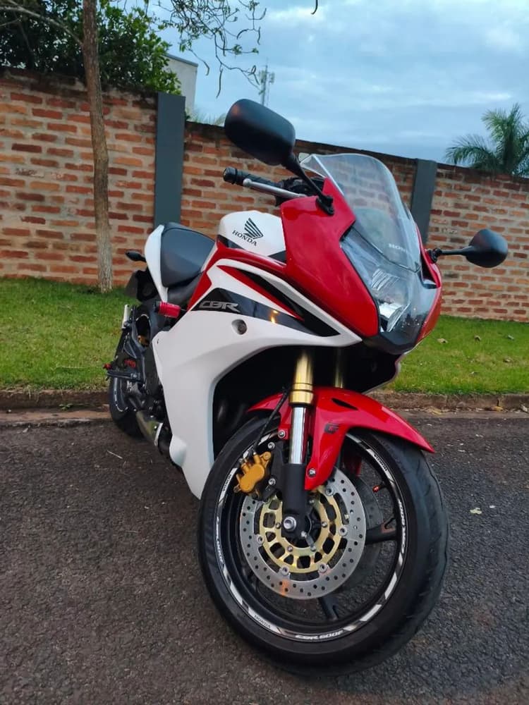 CBR 600f 