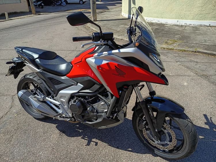 NC 750X MUITO NOVA 2025 