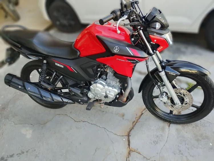 Factor 150 e Suzuki NK 150 - único dono