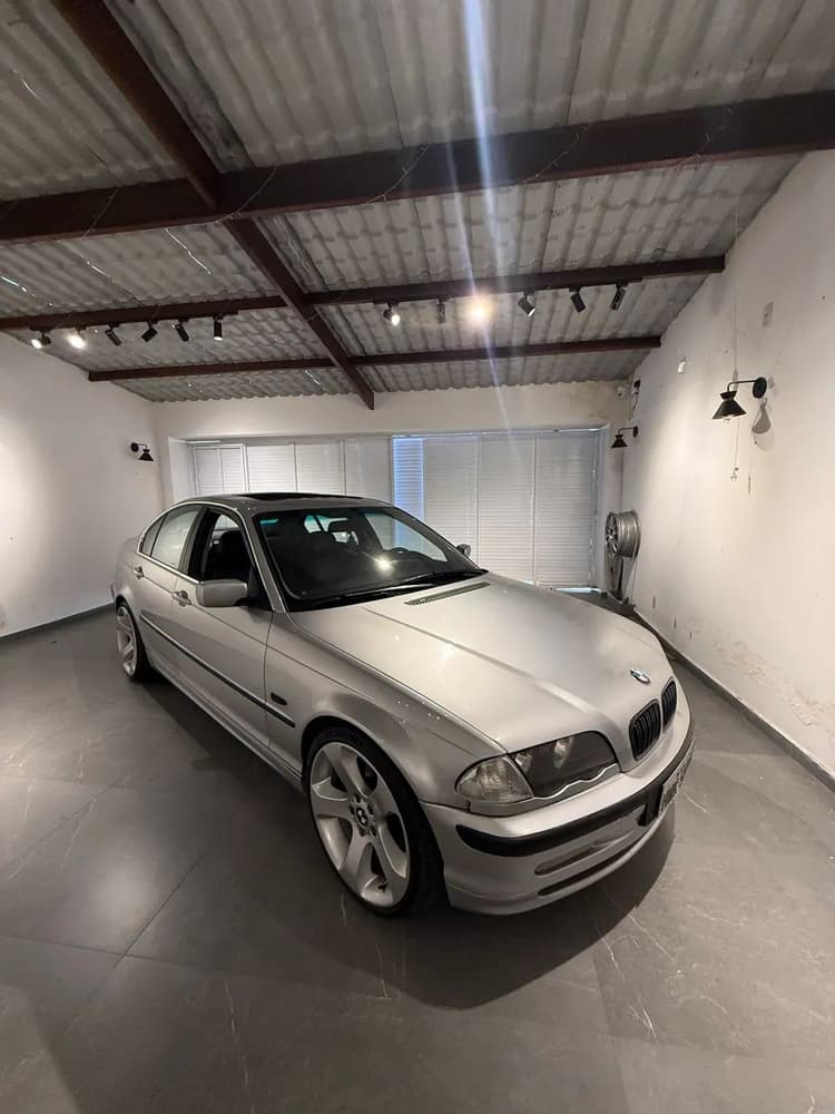 BMW 325I A 2001