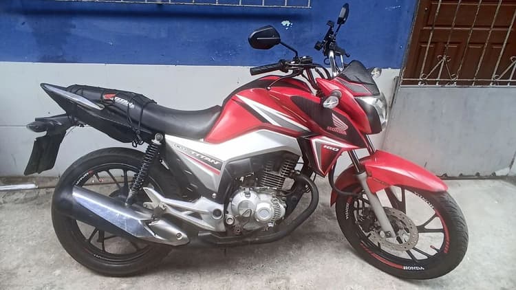 Titan 160